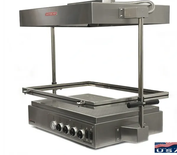 Centroform EZFORM LV 1827 E Vacuum Forming Machine