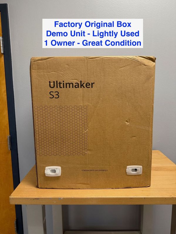 Demo Unit - UltiMaker S3 with Custom Air Manager