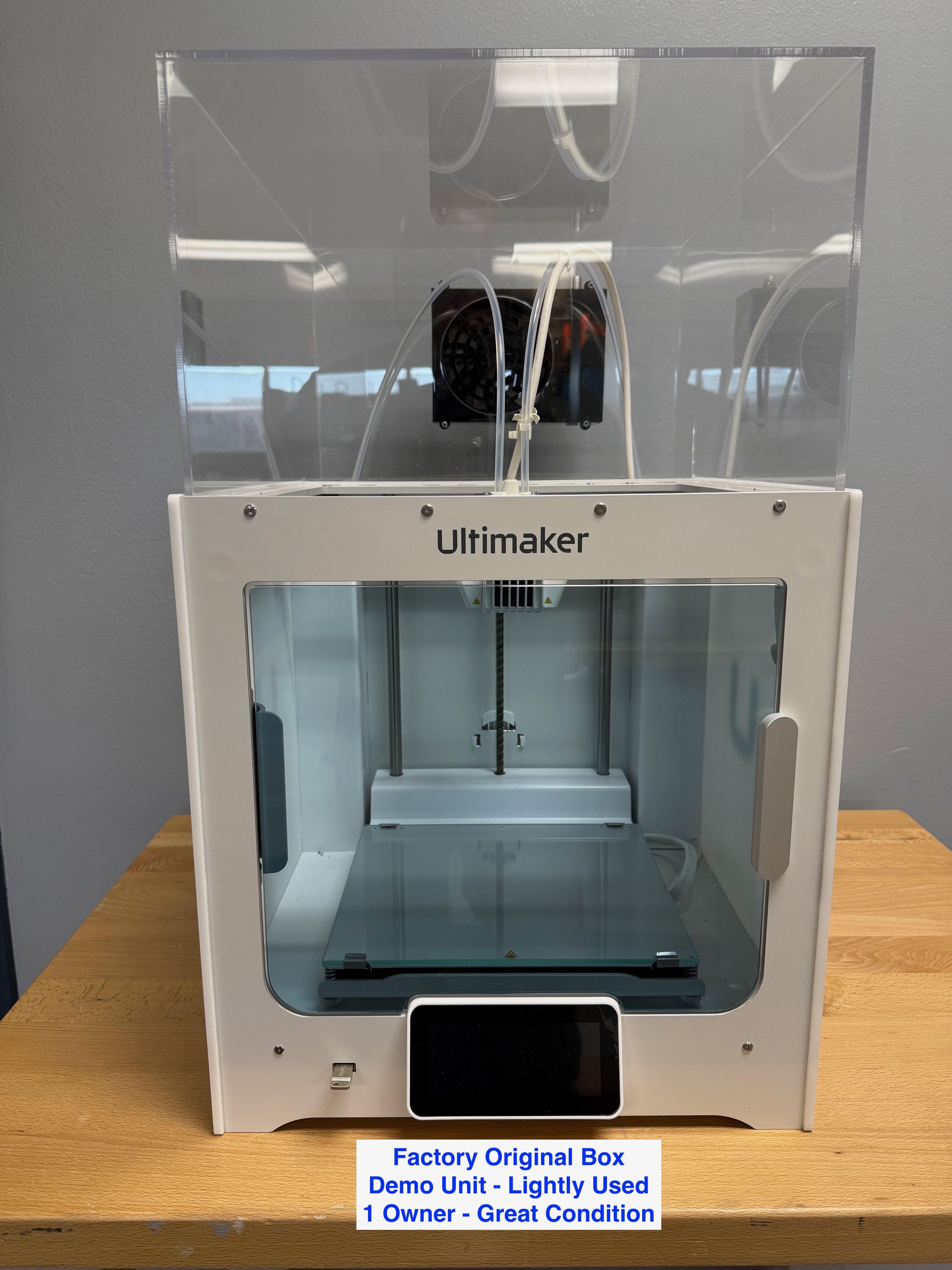 Demo Unit - UltiMaker S3 with Custom Air Manager